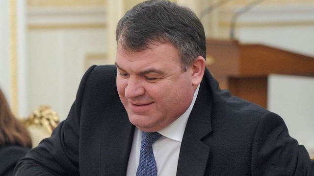 Говорят, что 1 млрд рублей украл у Минобороны
