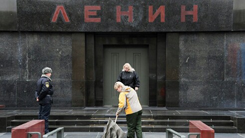 "Довольно глазеть на труп": Кадыров выступил за захоронение Ленина