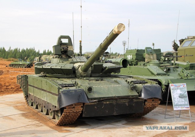 На 61-м бронетанковом ремонтном заводе уже Т-80 вовсю восстанавливают