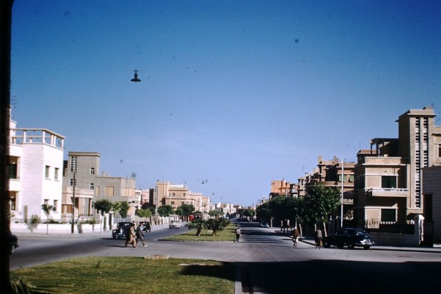Улицы мира 70 лет назад. 1952 год