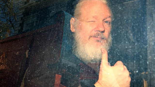 В Берлине установили копию камеры Навального в ШИЗО