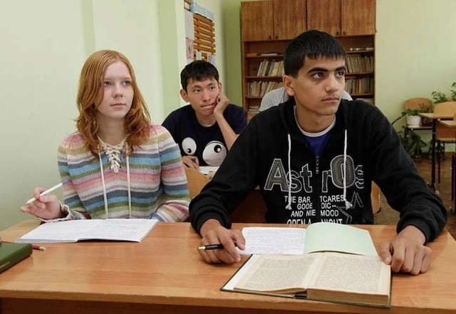 ИИ ответил, зачем рожают детей?