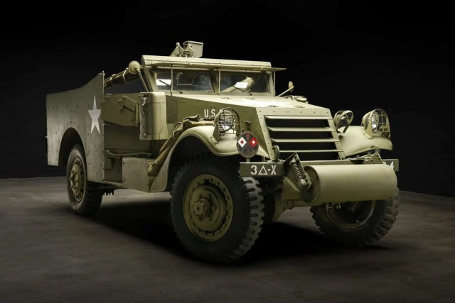 1942 White M3A1 Scout Car. Автопятница №140