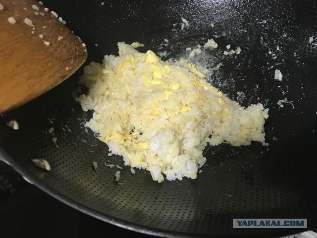Правильная утилизация остатков по китайски. Или просто НюРоу ЧаоФан.