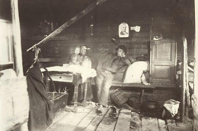 История в фотографиях