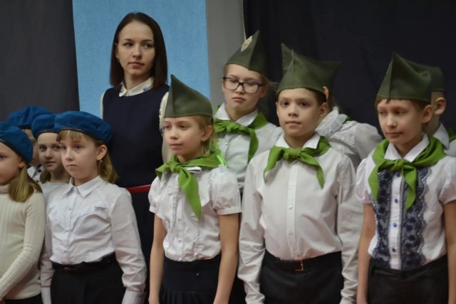 Бесо@бство на майские праздники. Или как победы наших дедов превратили в клоунаду