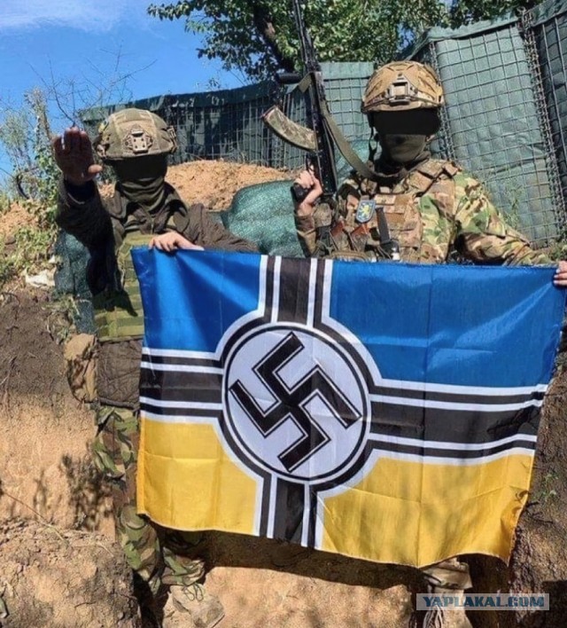 Жителю Свердловской области, угрожавшему мальчику из-за буквы Z на шапке, назначили штраф в 7 000 рублей