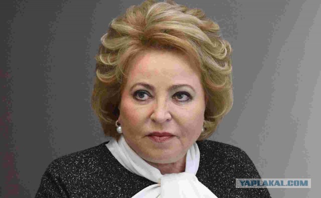 Зеленский подписал указ об исторически населенных украинцами территориях России