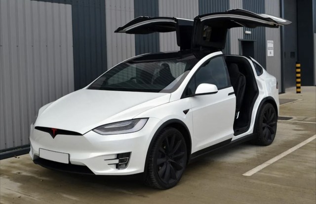 Tesla "убила" миллиардершу в США