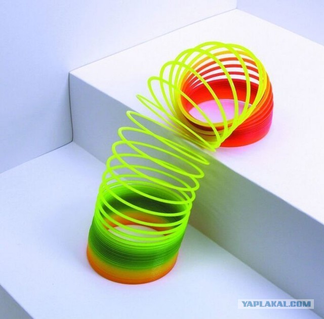 Феномен цепного фонтана (Эффект Моулда)