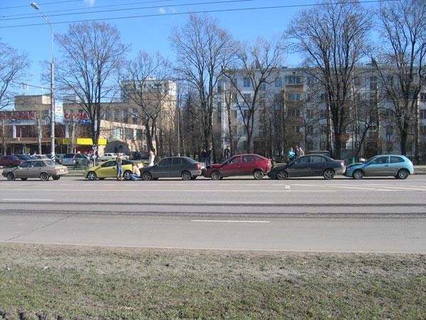 Авария паровозиком!