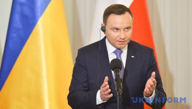 Проблемой Украины являются российские солдаты регулярной армии, - президент Польши