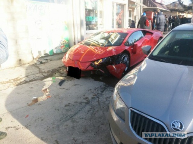 Lamborghini разбилась о Matiz в Симферополе