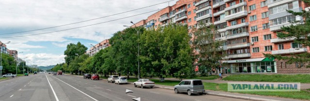 Москвичи, узнали сооружение?