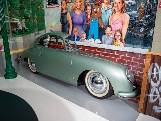 Лимузин Porsche 356. Берегите глаза