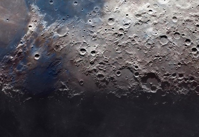 Сверхдетальное фото Луны с телескопа 2000 мм