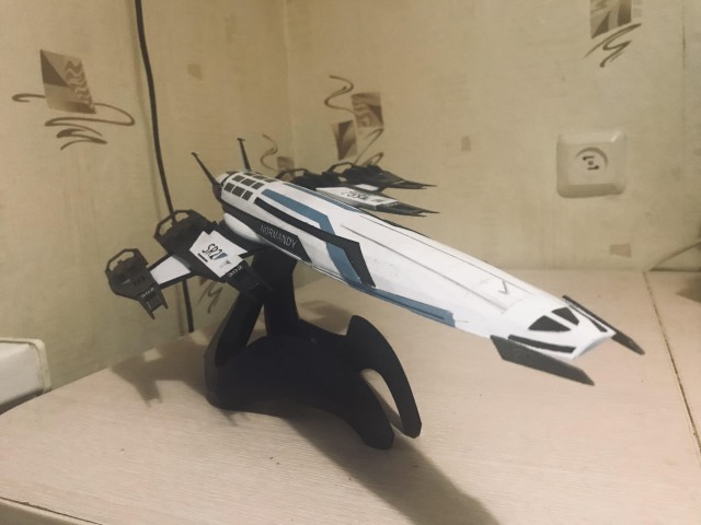 Warlock Class Destroyer из Babylon5