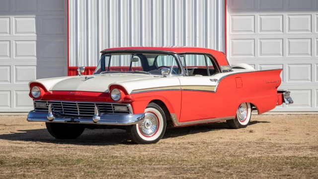 1959 Ford Fairlane 500 Galaxie Skyliner. Автопятница №51