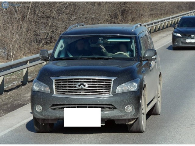 Похотливый проводник домогался молодой пассажирки, которая ехала с ребенком из Москвы в Новочеркасск