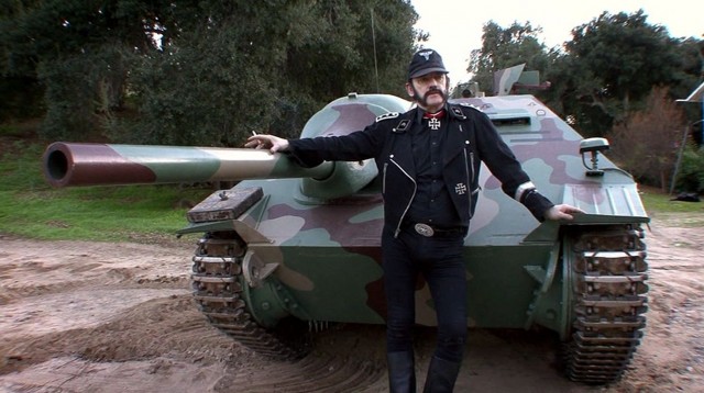 Нацизма нет.