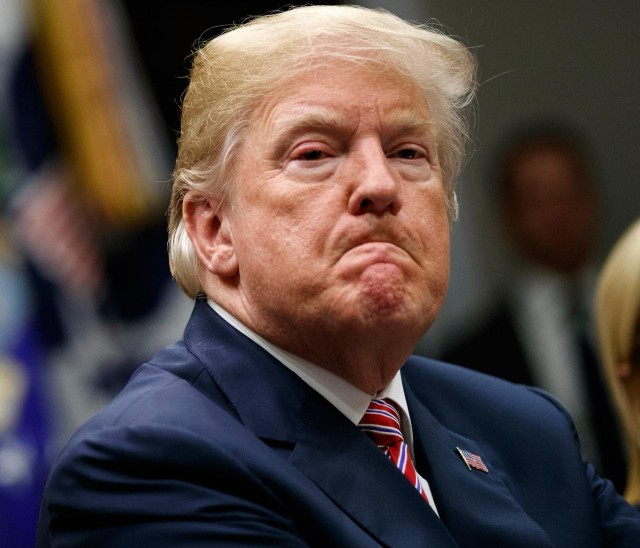 Обиделся все-таки