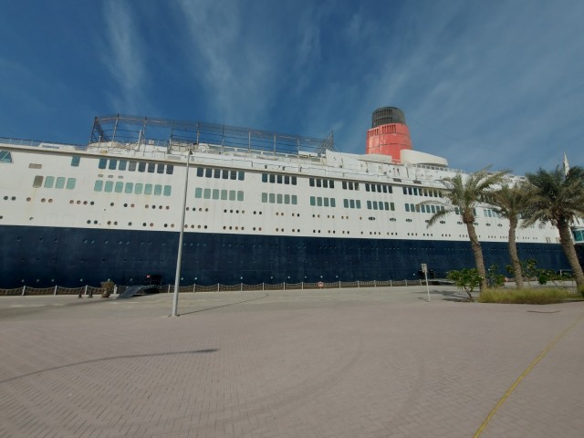 Дубайск в декабре