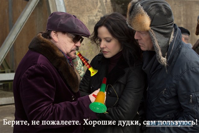 Ipad mini за лучшую фотожабу для фильма РЭД 2