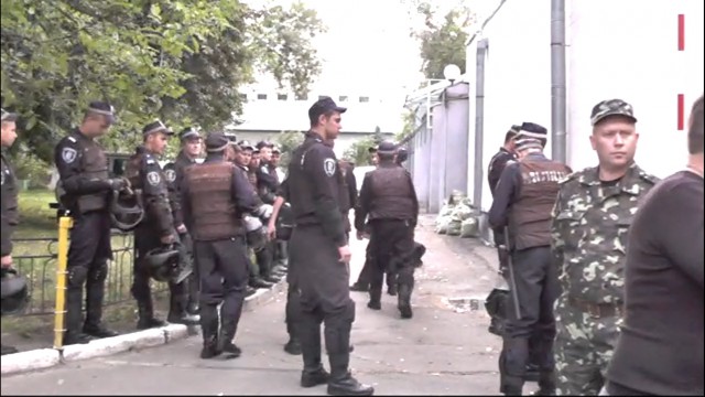 Штурм посольства России в Киеве
