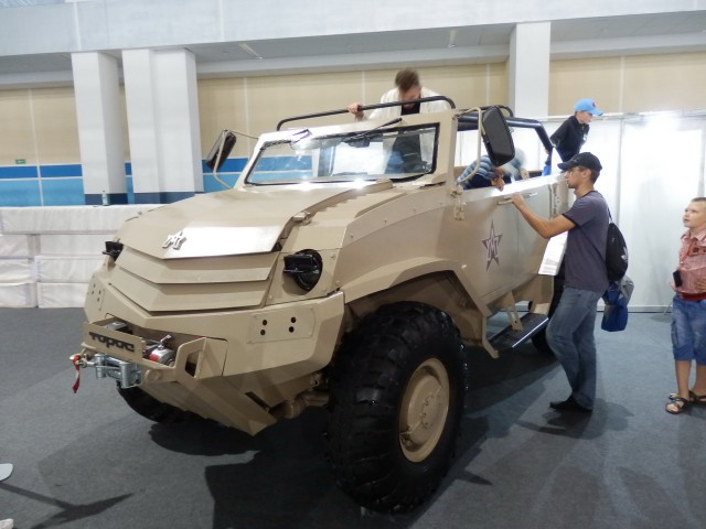 MILEX 2014 . Выставка вооружений. Зарисовка