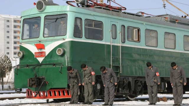 Как Ким Чен Ын учит народ работать