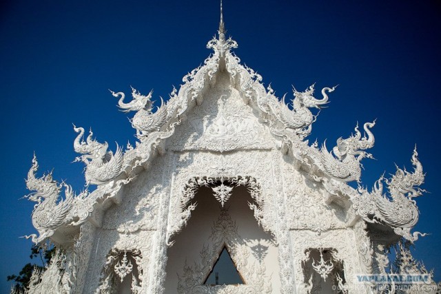 Белый храм в Чианг Рае (Wat Rong Khun)