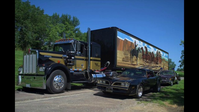 Почему американский тягач Kenworth W900 выпускается с 1961 года и по сей день?