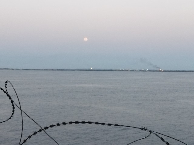 Работа в море. Африка