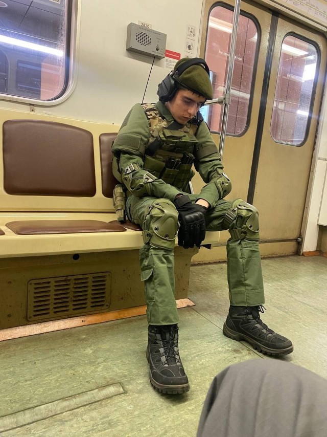 В Москву вошёл французский спецназ