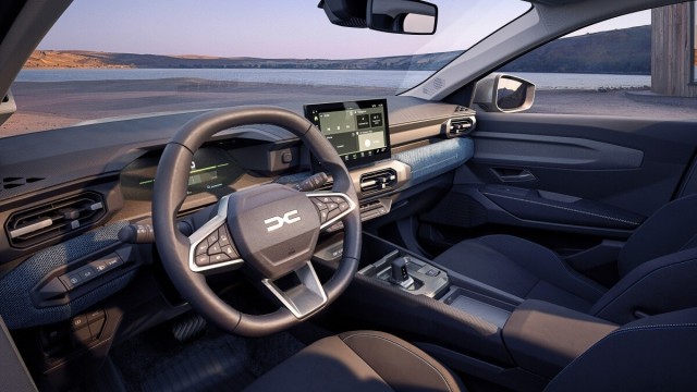 Dacia показала конкурента Skoda Octavia