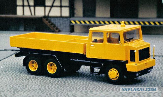 Игра на ЯПе: Угадай АВТО-9