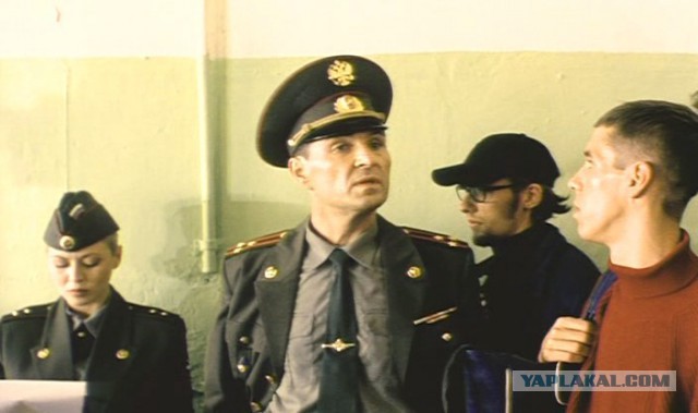 Инспектор ДПС упал в обморок после задержания.