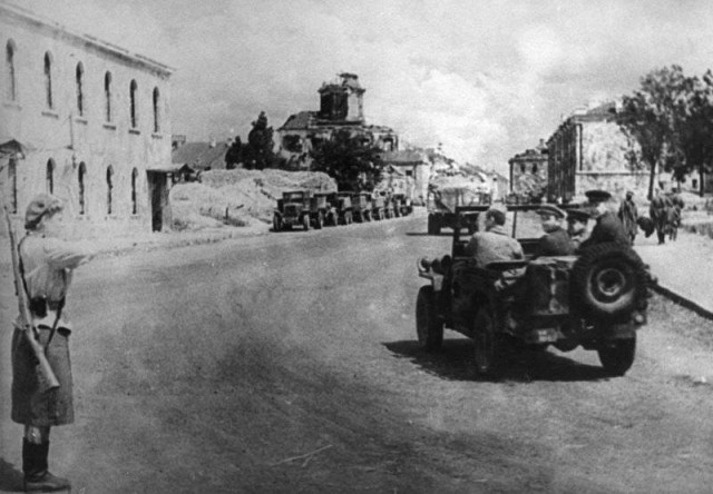 10 ударов 1944 года. 8 часть.
