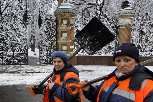 100 честных фотографий России, которые вы никогда не увидите на открытках от уличного фотографа Александра Петросяна