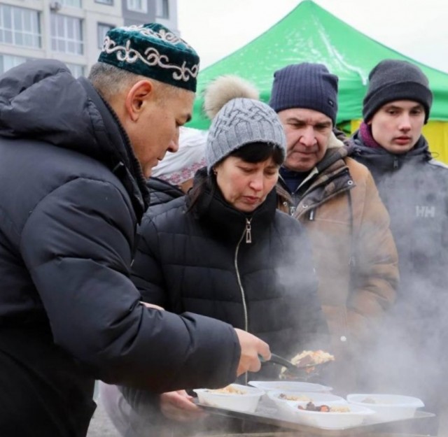 В Буче при поддержке посольства Казахстана открыли “Юрту несокрушимости”