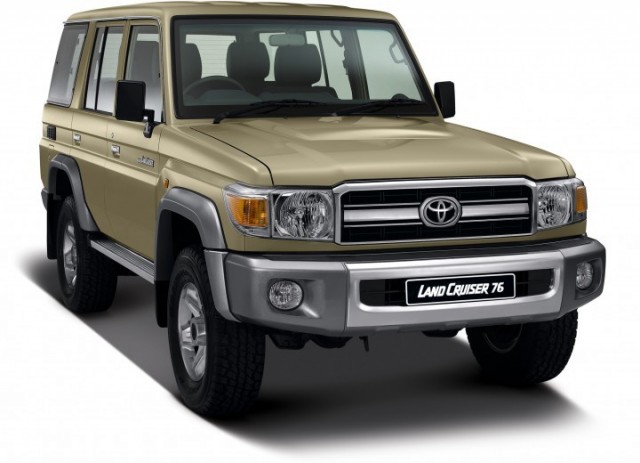 В России продают 22- летний дизельный внедорожник Toyota Land Cruiser с пробегом 30 км. Цена авто - "всего" за 21 млн рублей
