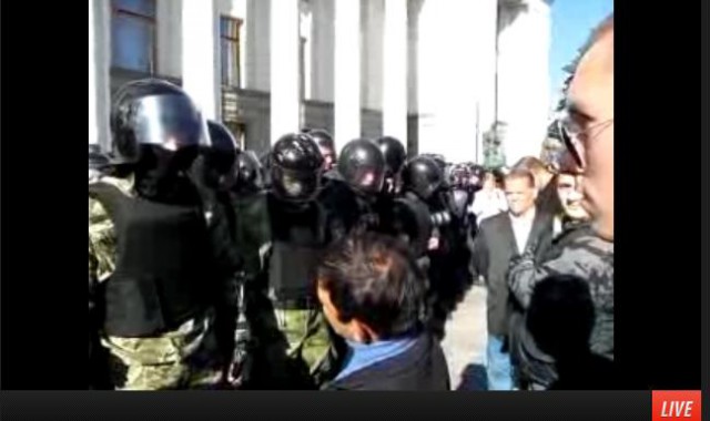 Взбунтовавшаяся  Нацгвардия онлайн трасляция
