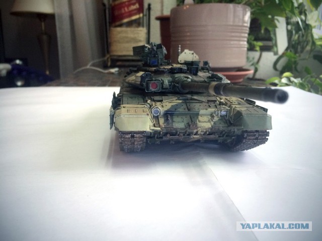 Модель танка Т-90А в масштабе 1/35