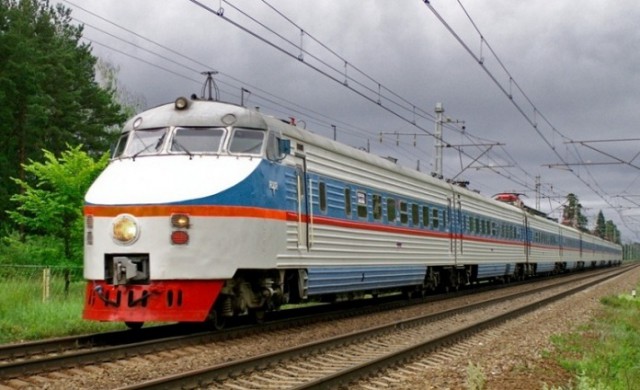 Жылезнодорожные иксперды со "Сноба"