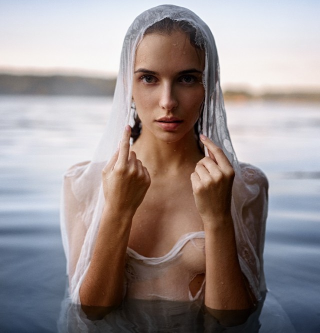 Прекрасная половина человечества (Vol.112) В белом