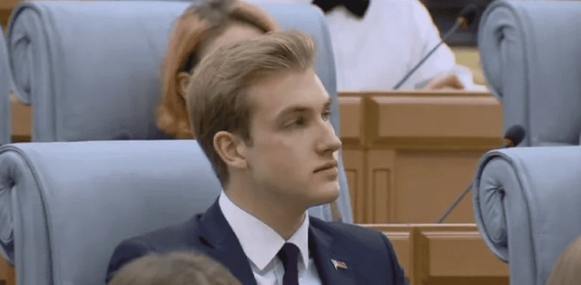 «Принц, краш». 20-летний сын Лукашенко сейчас в Москве, сводит с ума женщин
