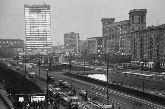 Москва и москвичи. Двадцатый век. 12.05.25