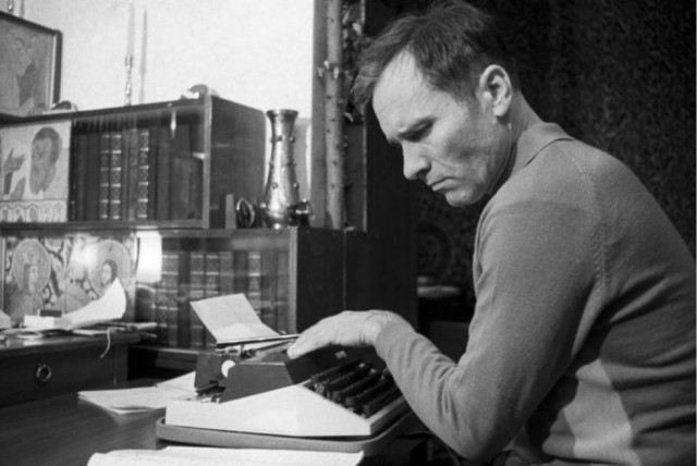 25 июля 1929 года родился Василий Макарович Шукшин