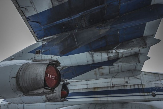 Внутри самолета Ил-76Т.