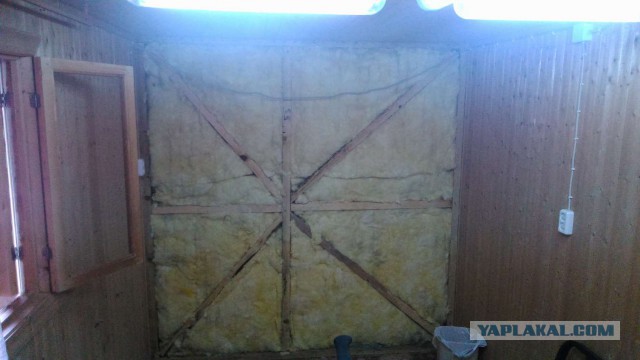 Бюджетный дачный домик из бытовки своими руками